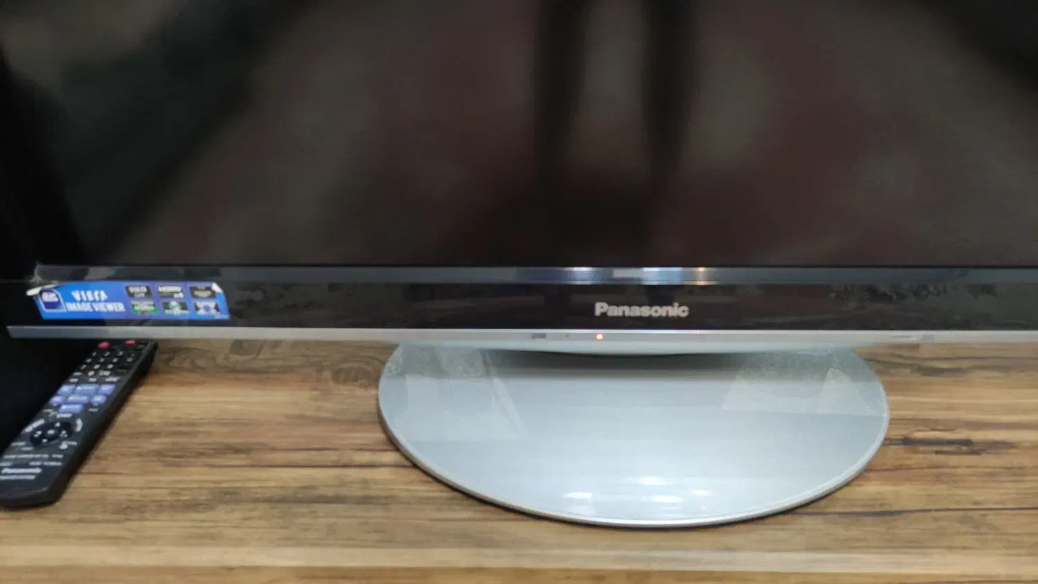 تلویزیون پاناسونیک 42 اینچ|تلویزیون و پروژکتور|پرند, فاز ۵|دیوار