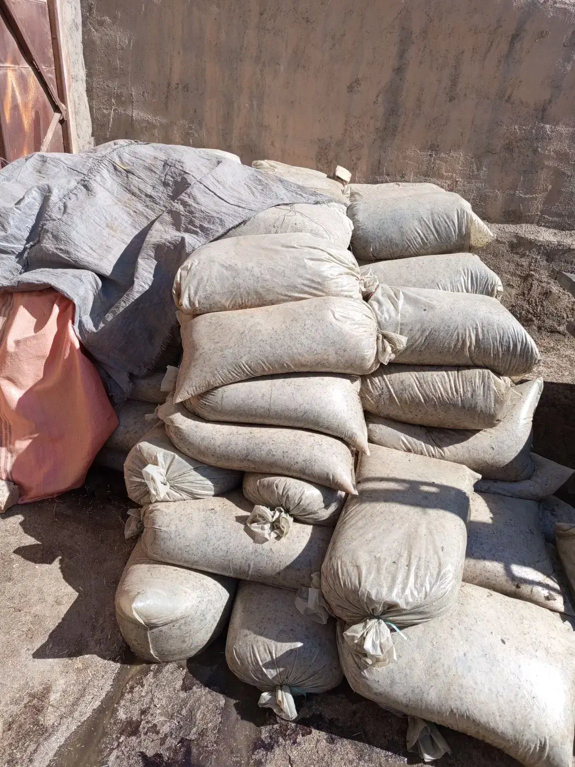 فروش تفاله چقندر|عمدهفروشی|شهرضا, |دیوار