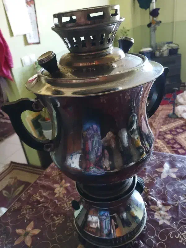 سماور گازی سالم|سماور، چای‌ساز، قهوه‌ساز|بروجن, |دیوار