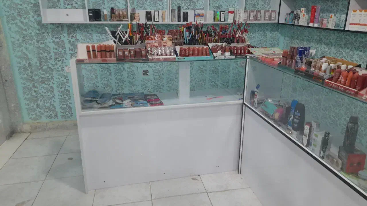 ویترین و قفسه فروشی|بوفه، ویترین، کنسول|سرپل ذهاب, |دیوار