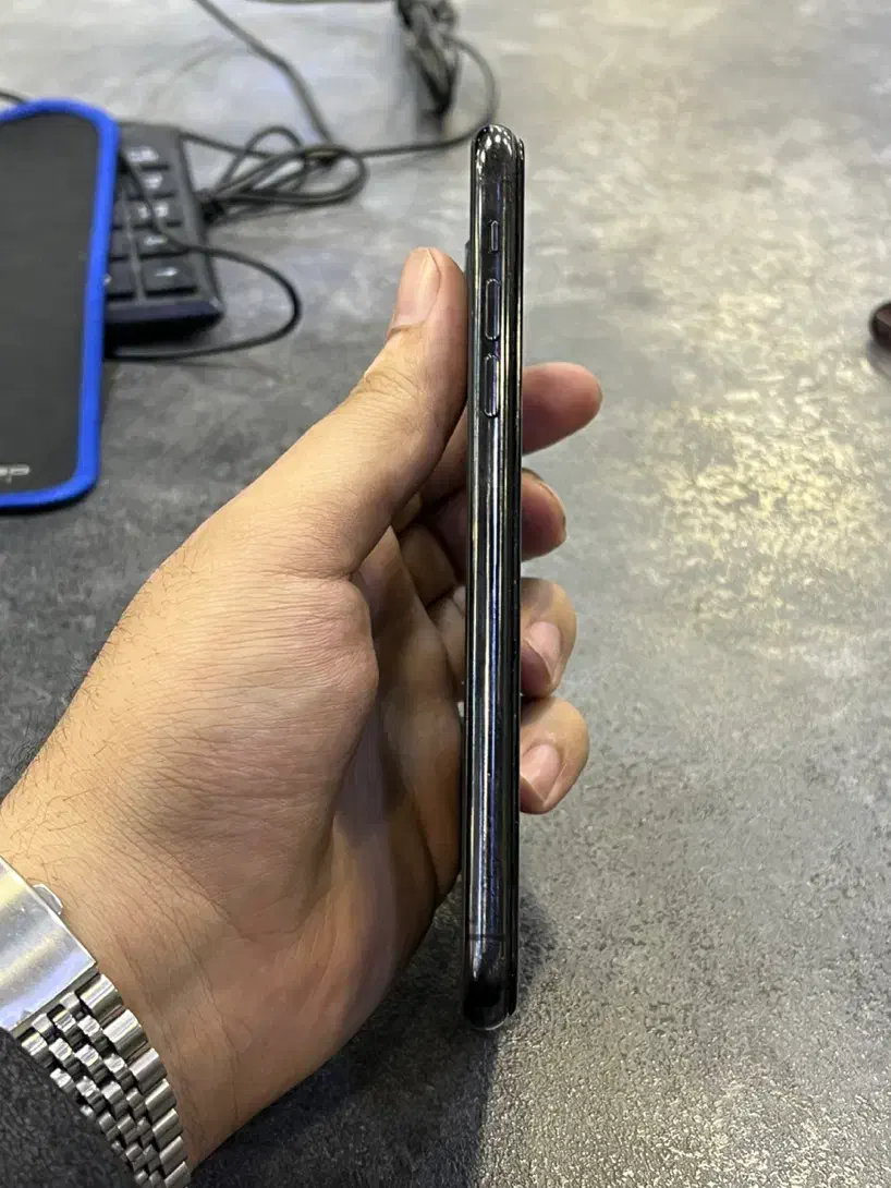 آیفون ۱۱ پرو مکس ۲۵۶ پلمپ|موبایل|مشهد, هنرستان|دیوار