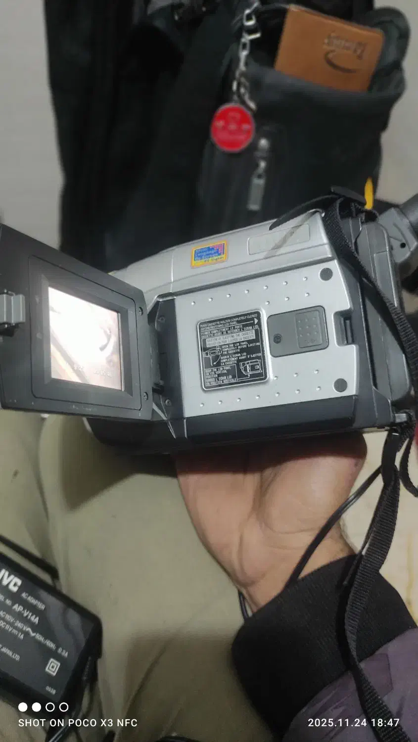 دوربین فیلمبرداری JVC اصل ژاپن|دوربین عکاسی و فیلمبرداری|اصفهان, بوستان ناژوان|دیوار