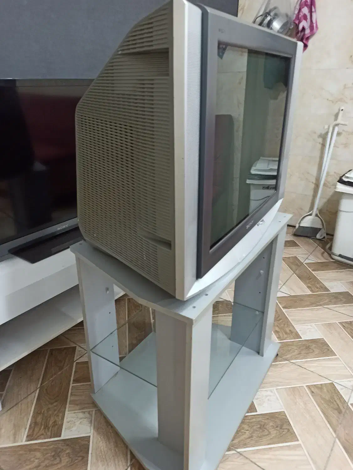 تلوزیون 29 اینچ سونی عتیقه|تلویزیون و پروژکتور|فردیس, شهرک شهید حسینی|دیوار