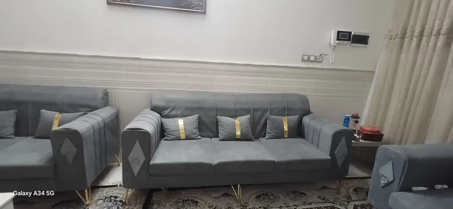 مبل 7 نفره خیلی خیلی تمیز|مبلمان خانگی و میز عسلی|قم, شهرک فاطمیه|دیوار