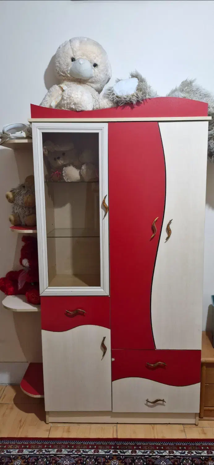 تخت و کمد|تشک تختخواب|شیراز, شهرک امیر کبیر|دیوار