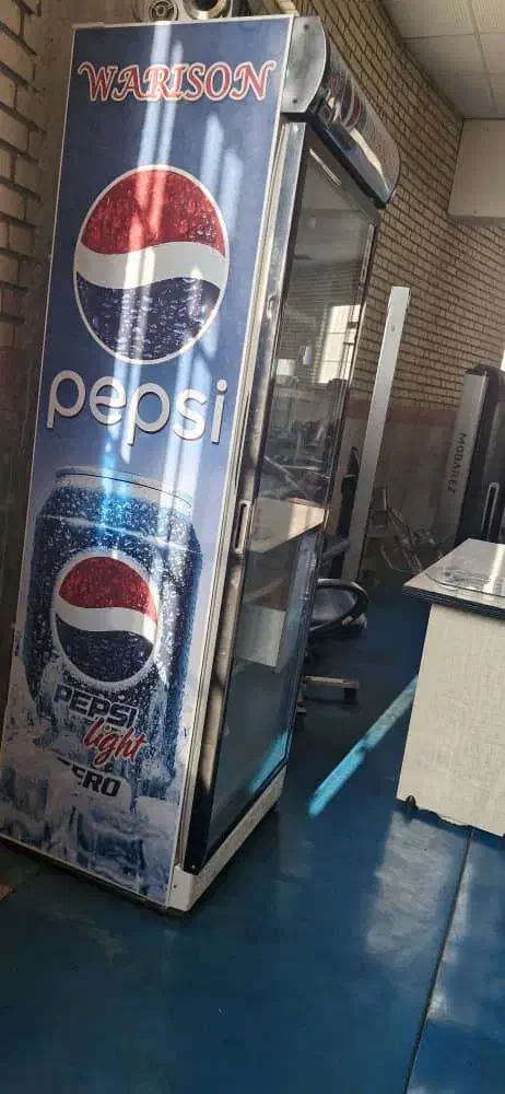 یخچال ویترینی ایستاده|فروشگاه و مغازه|پارسآباد, |دیوار