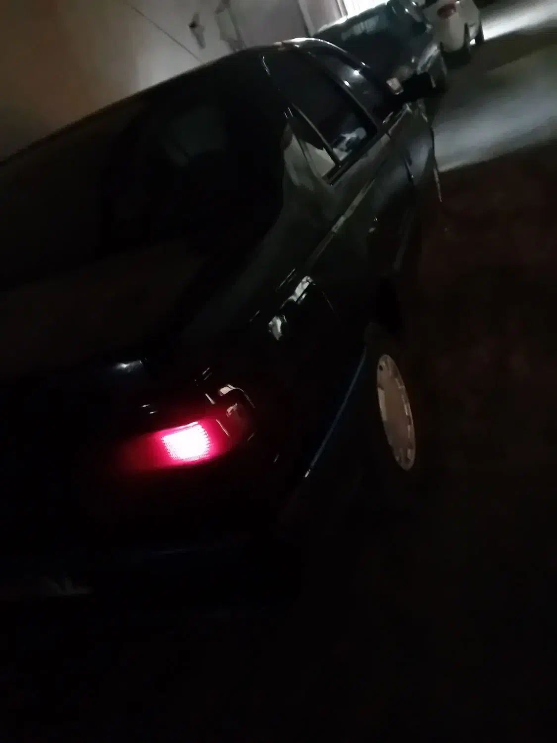 ۴۰۵ مشکی ۱۸۰۰|خودرو سواری و وانت|رودهن, |دیوار