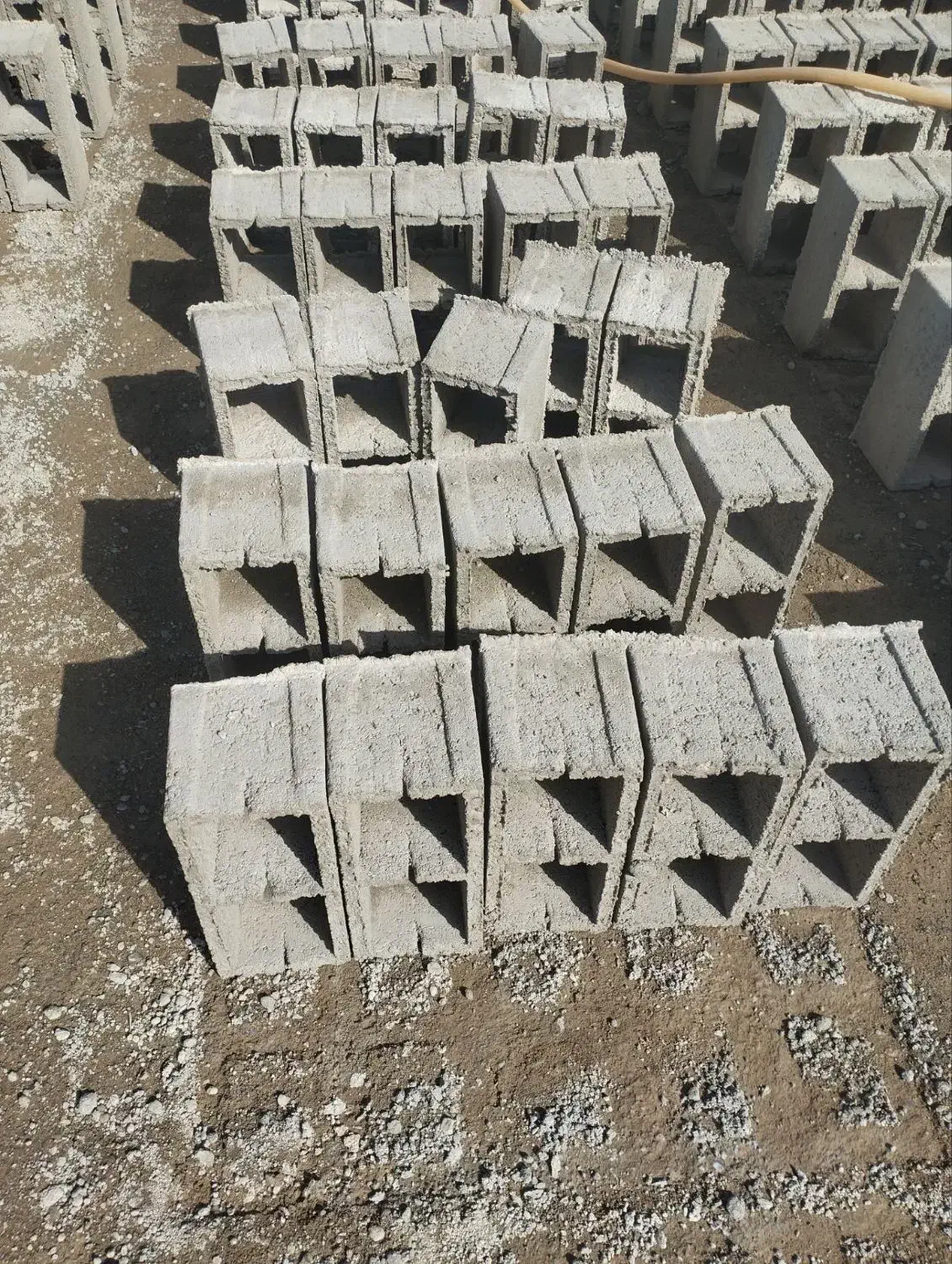 بلوک سیمانی|مصالح و تجهیزات ساختمان|تربت جام, بوستان وحدت|دیوار