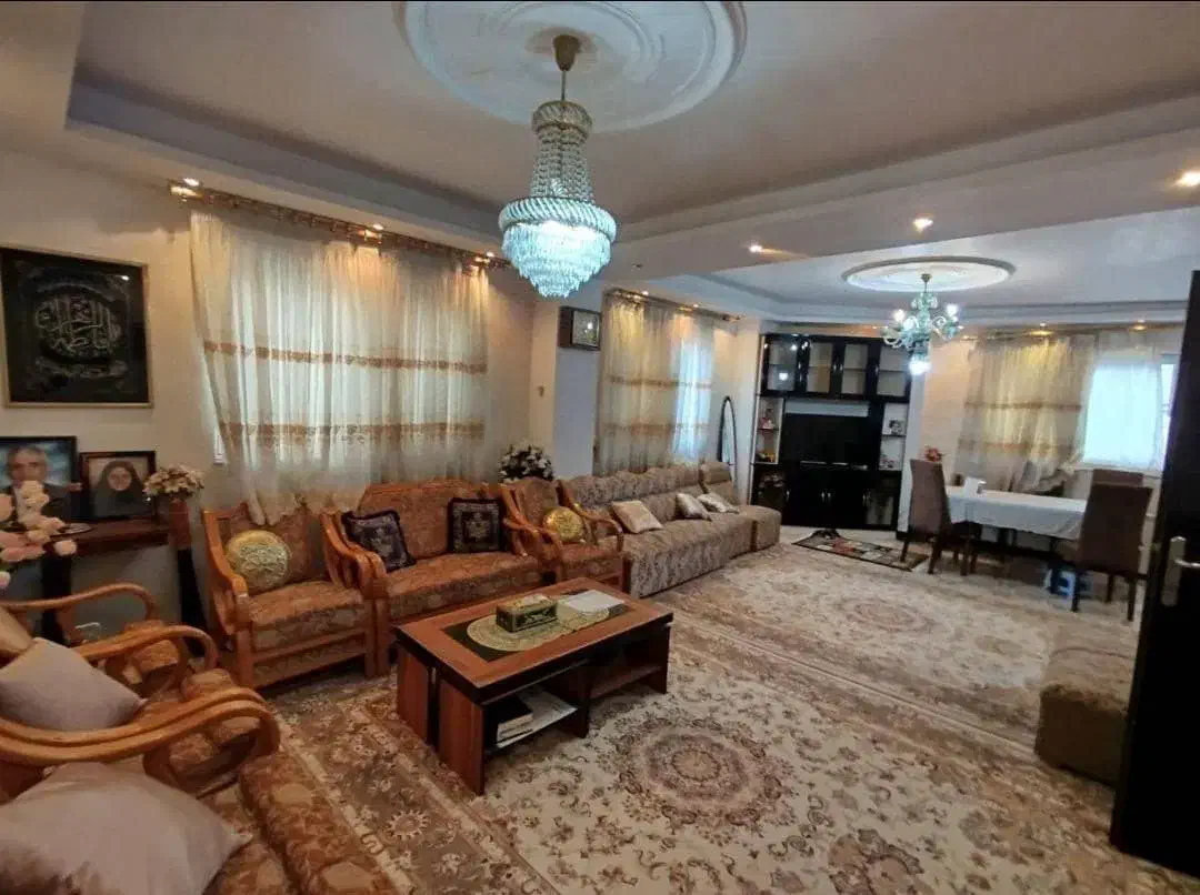 فروش فوری آپارتمان101متر بروز در خیابان فضلی شاد|فروش آپارتمان|لاهیجان, قیام|دیوار