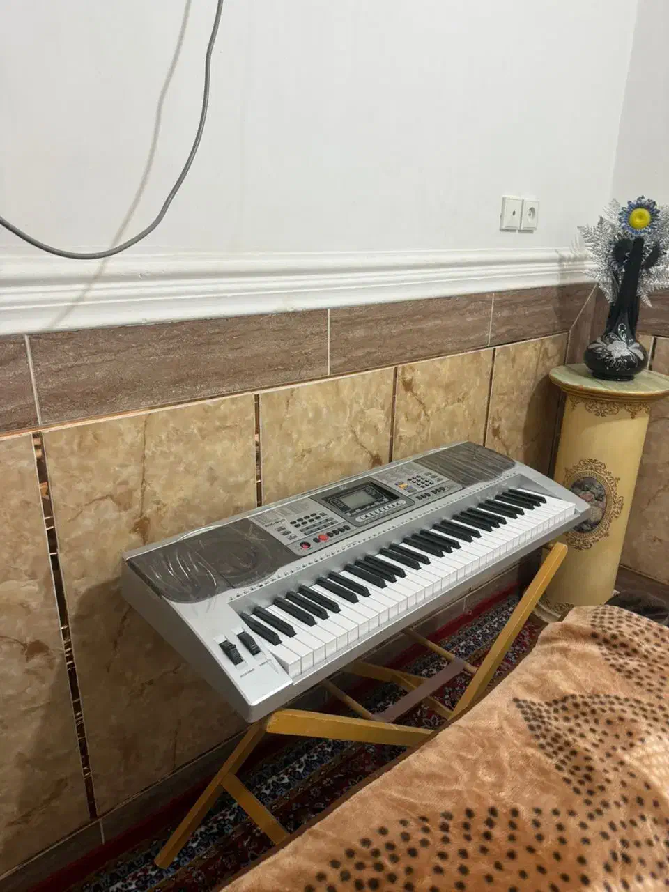 اورگ mk810  دارای 128 ریتم|پیانو، کیبورد، آکاردئون|سراوان, |دیوار