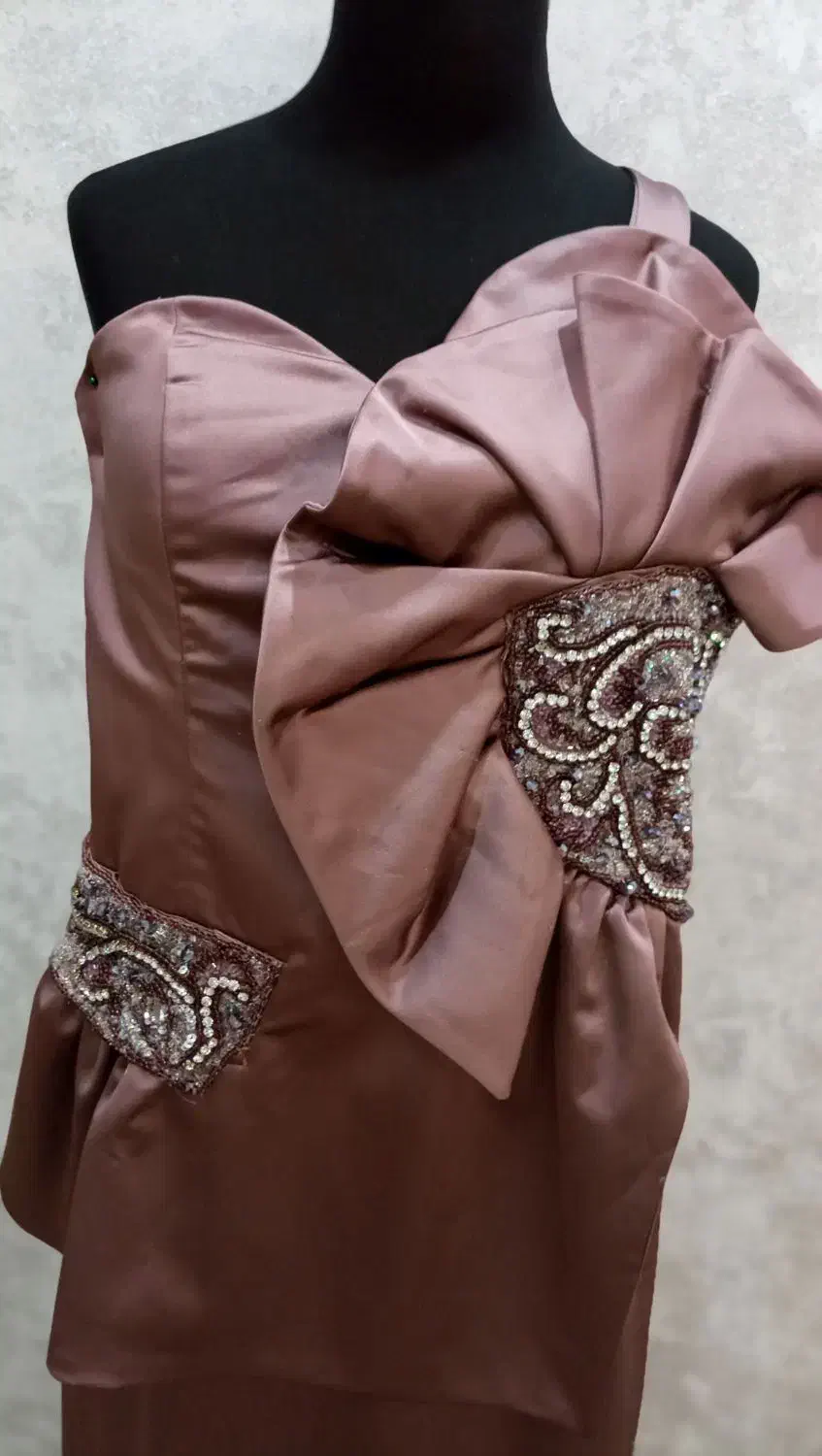 لباس ماکسی|لباس|رودهن, |دیوار