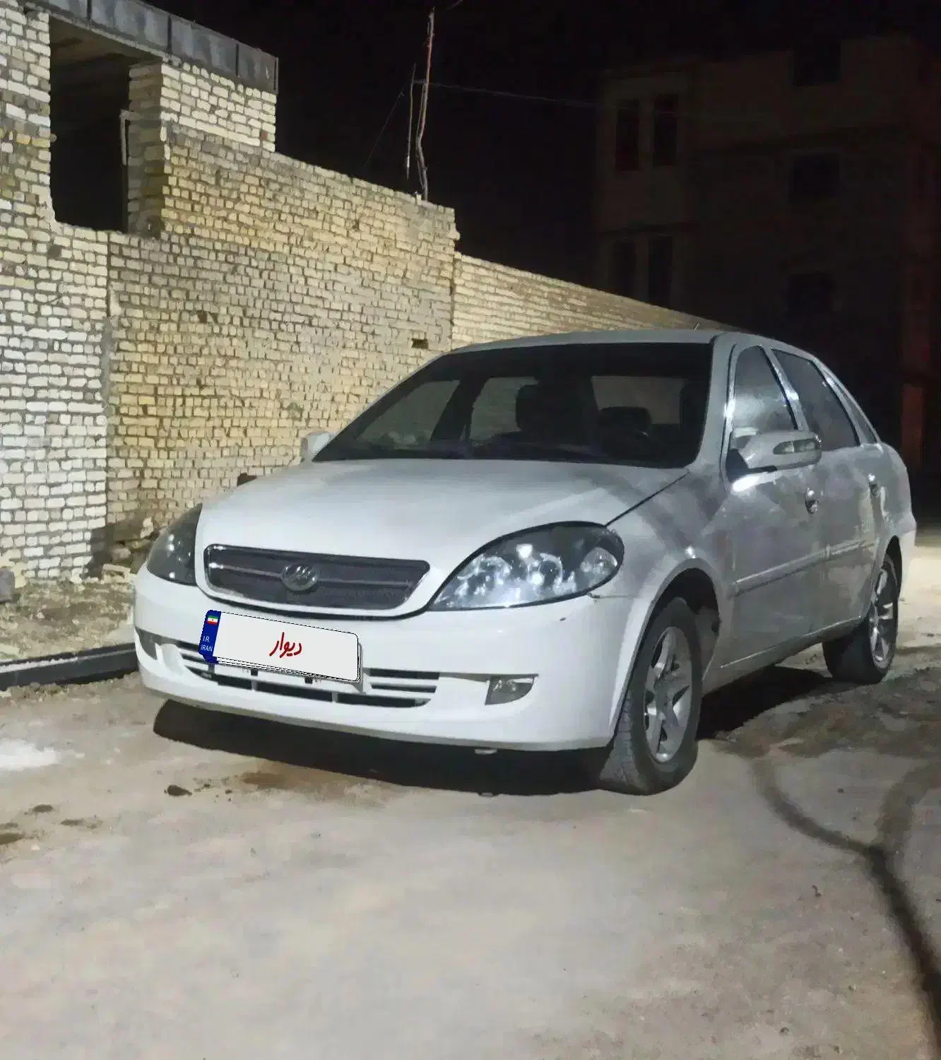 لیفان ۵۲۰|خودرو سواری و وانت|یزد, |دیوار