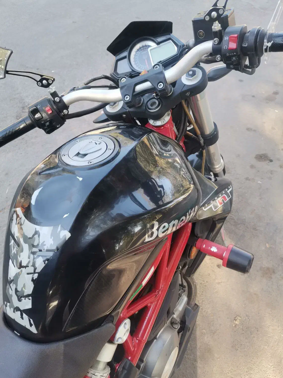 بنلی 300 جفت|موتورسیکلت|نجف‌آباد, امام خمینی|دیوار