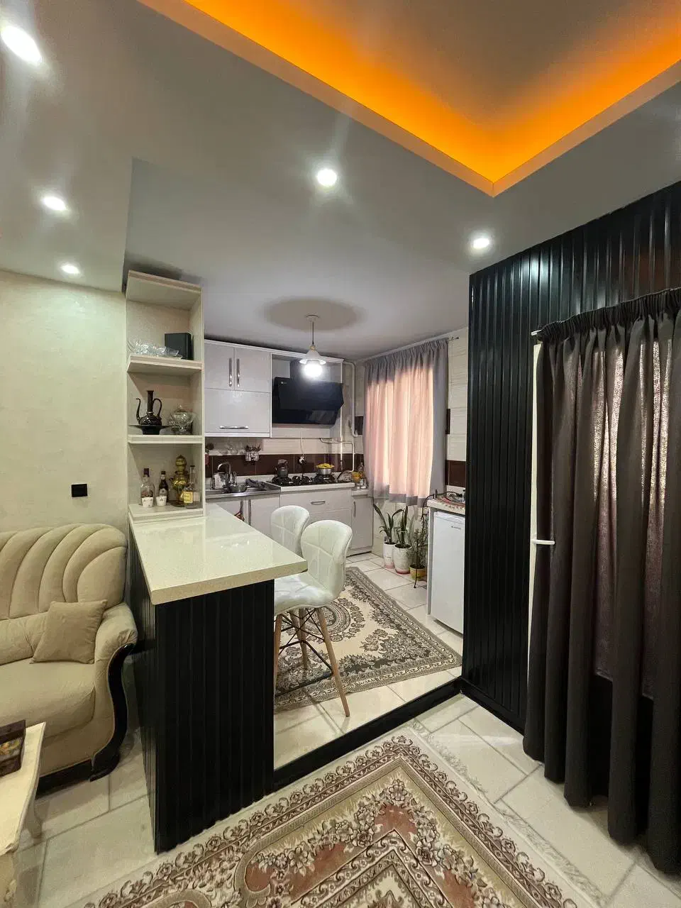فروش واحد /تهاتر با ملک و ماشین / کد A60|فروش آپارتمان|هشتگرد, شهرک پامچال|دیوار