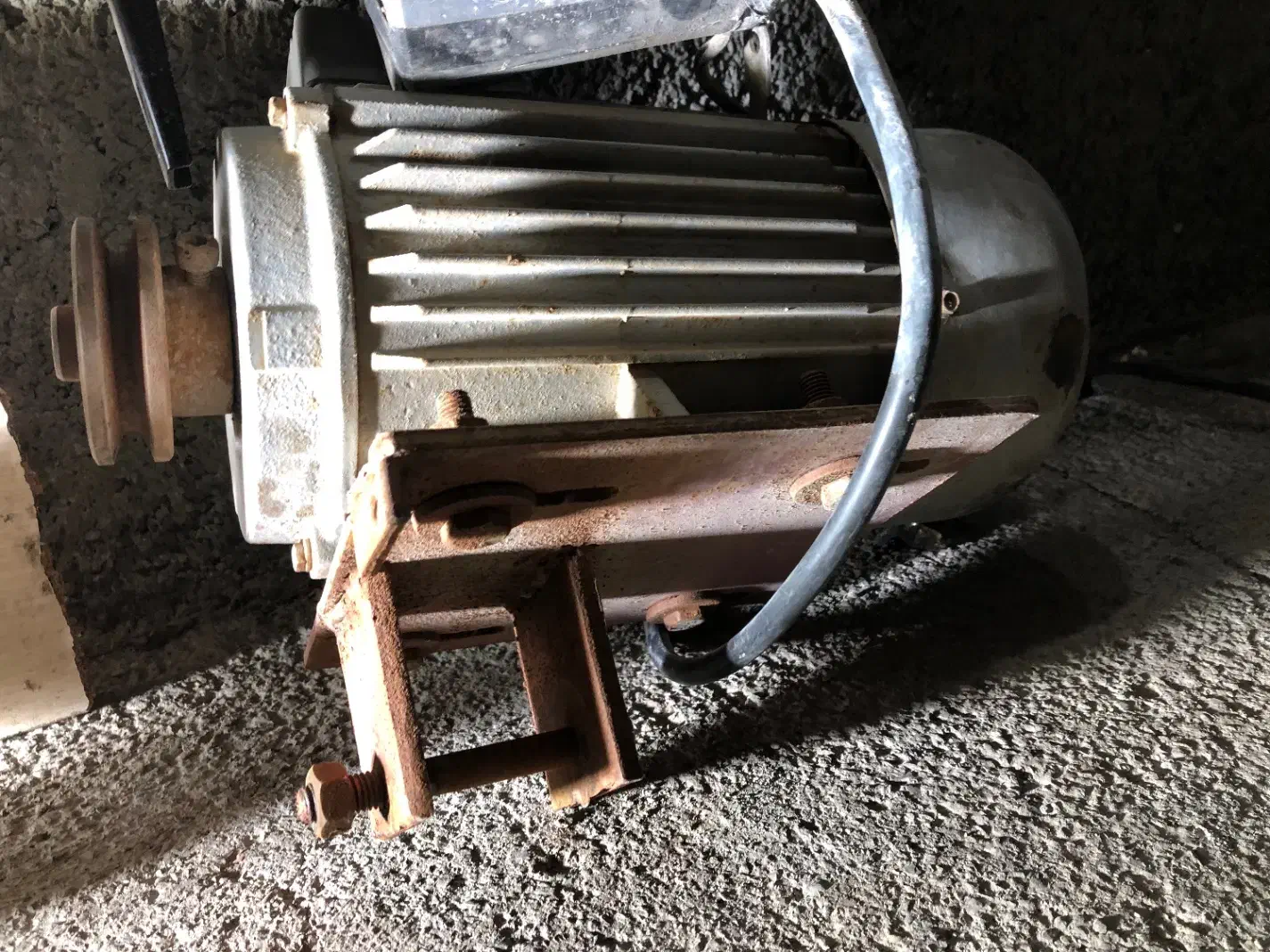 دستگاه بلوک زنی|ماشین‌آلات صنعتی|رباط‌کریم, رباط‌کریم|دیوار