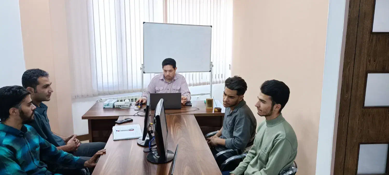 آموزش تراش فرز cnc مسترکم پاورمیل استخدام منوال|استخدام صنعتی، فنی، مهندسی|اهواز, نادری|دیوار