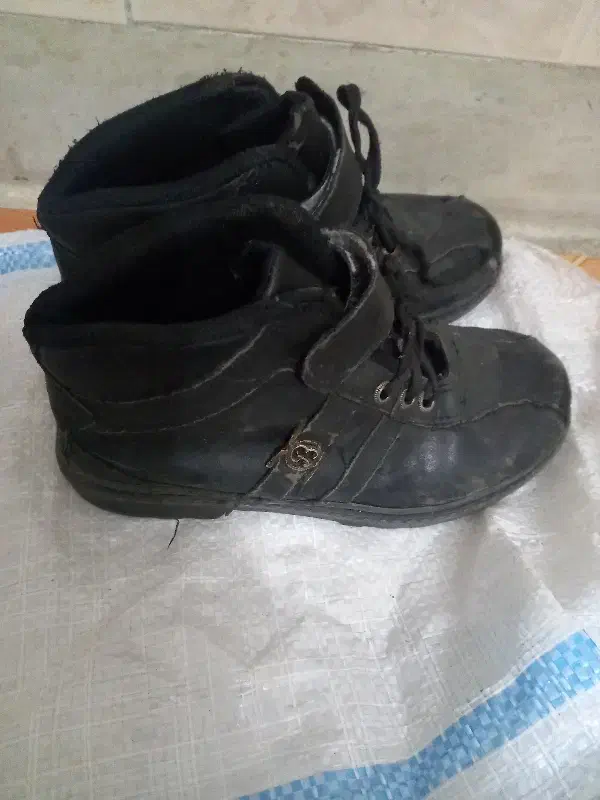 نیم بوت دخترانه|کفش و لباس بچه|تهران, جوادیه|دیوار