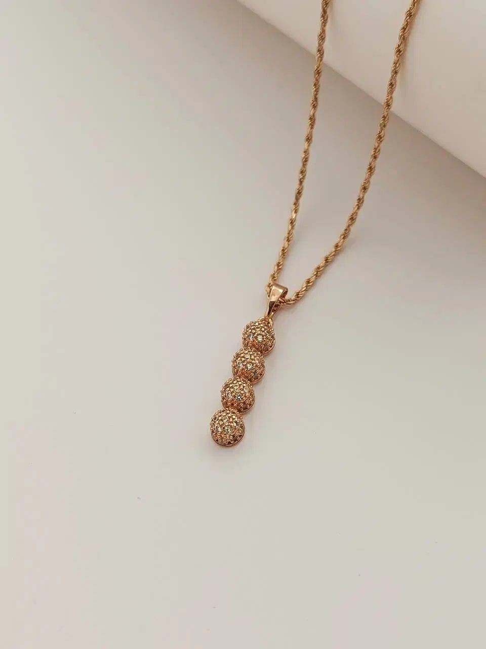 بدلیجات رنگ ثابت و ضد حساسیت|بدلیجات|گناباد, |دیوار