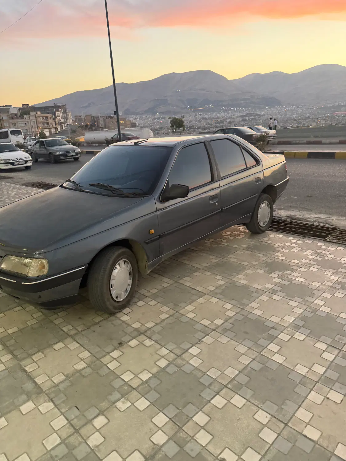 پژو405|خودرو سواری و وانت|نائین, |دیوار