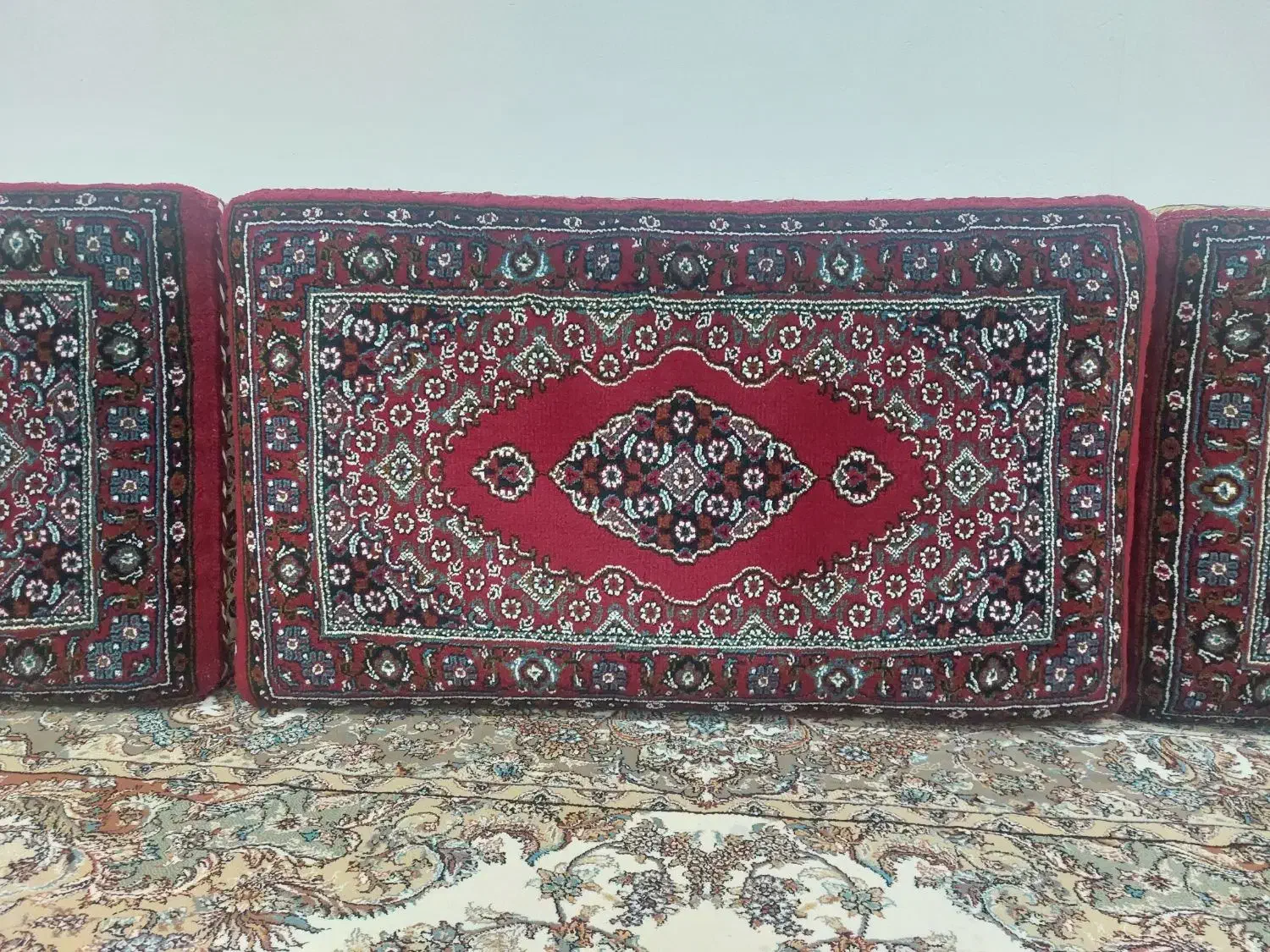 پشتی سالم15 عدد|پشتی|سنندج, |دیوار