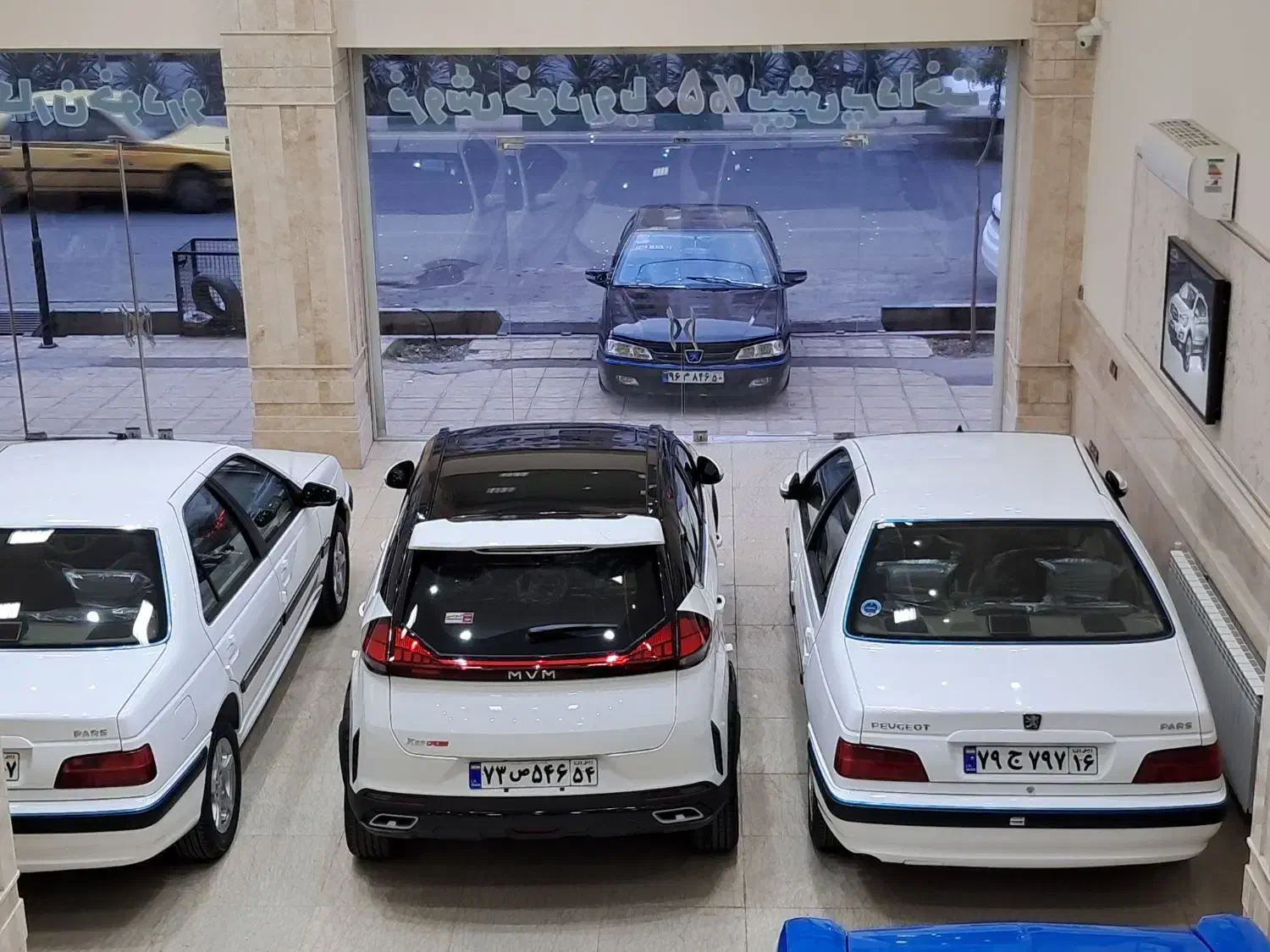 دنا پلاس 6 دنده ساده XU7، مدل ۱۴۰۴|خودرو سواری و وانت|قم, هنرستان|دیوار