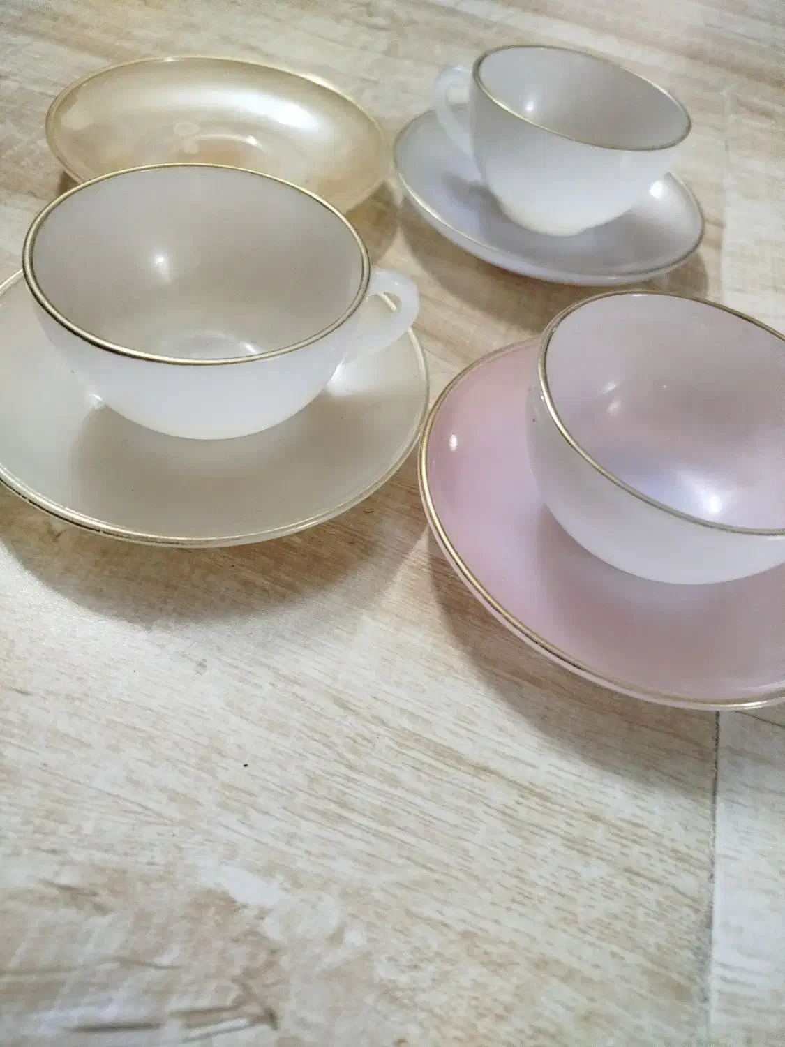 فنجان نعلبکی آرکوپال فرانسه قدیمی|ظروف سرو و پذیرایی|لاهیجان, لیالستان|دیوار