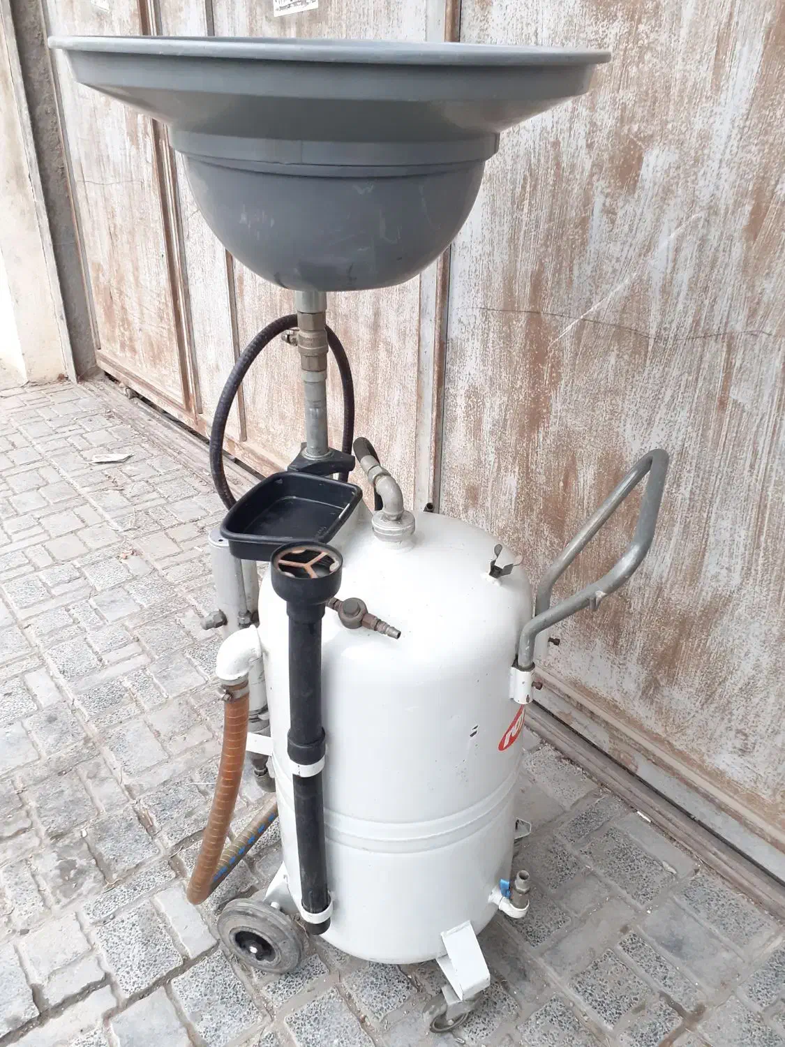 مقداری ابزار الات بصورت کلی بفروش میرود|ماشینآلات صنعتی|ملارد, |دیوار