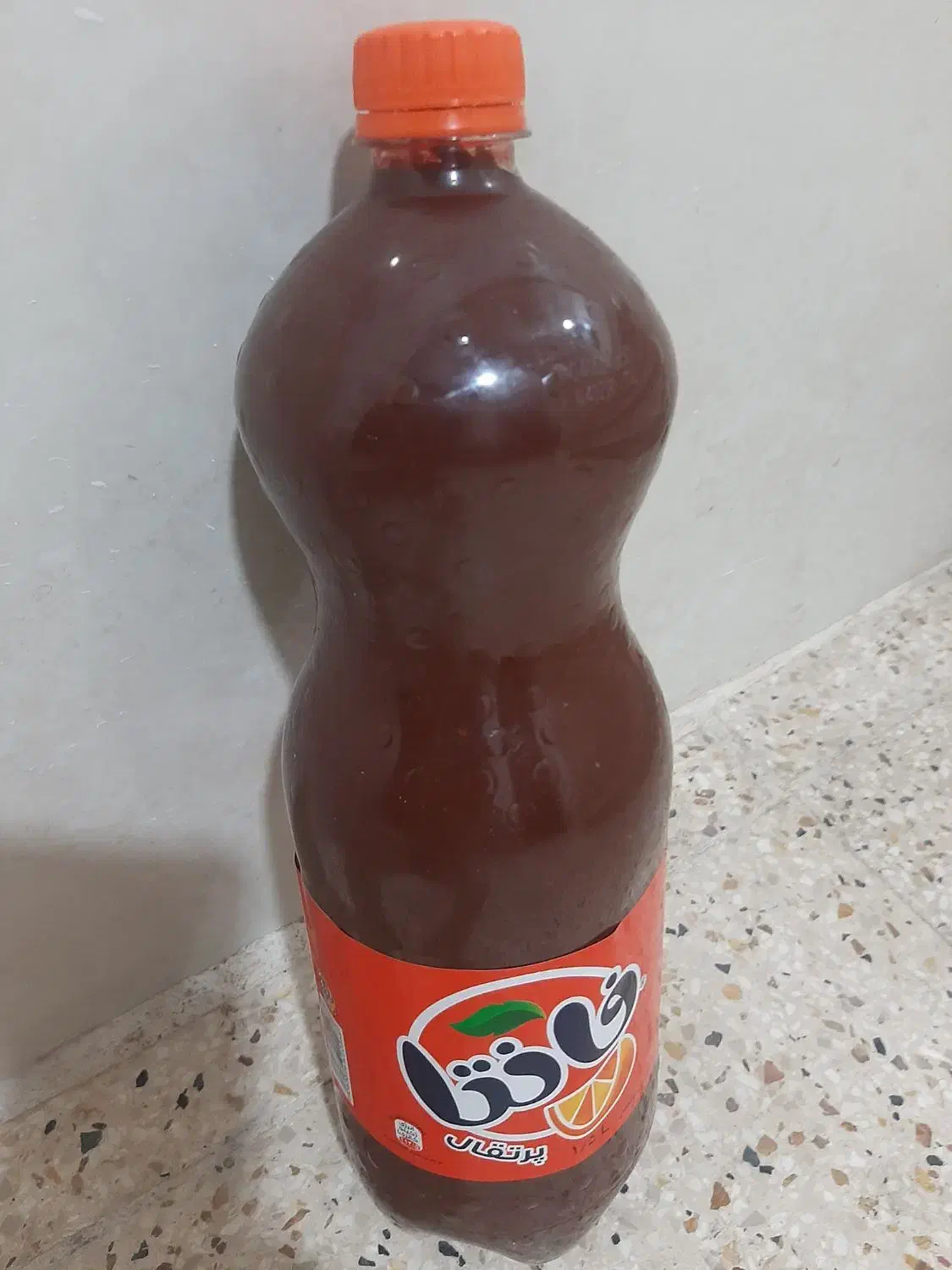 رب گوجه|خوردنی و آشامیدنی|گنبد کاووس, |دیوار