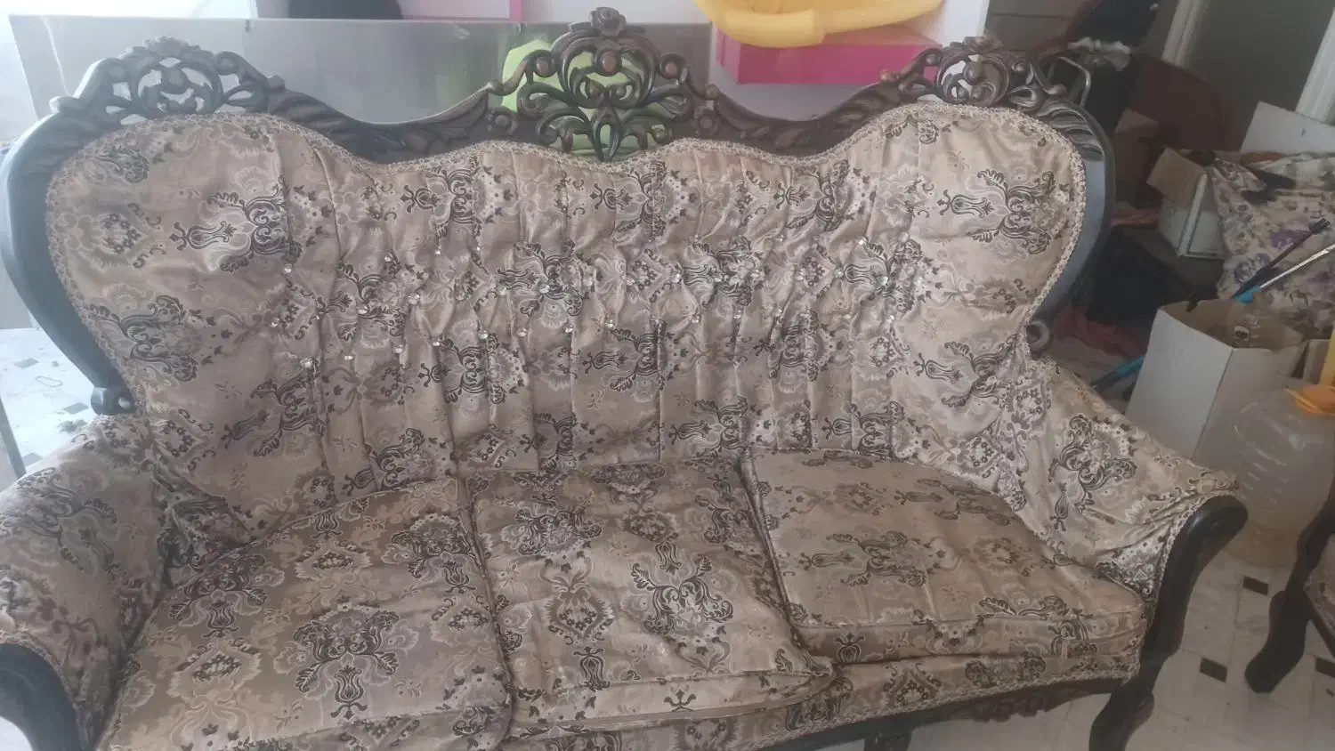 مبل ۹ نفره|مبلمان خانگی و میز عسلی|قم, صفائیه|دیوار