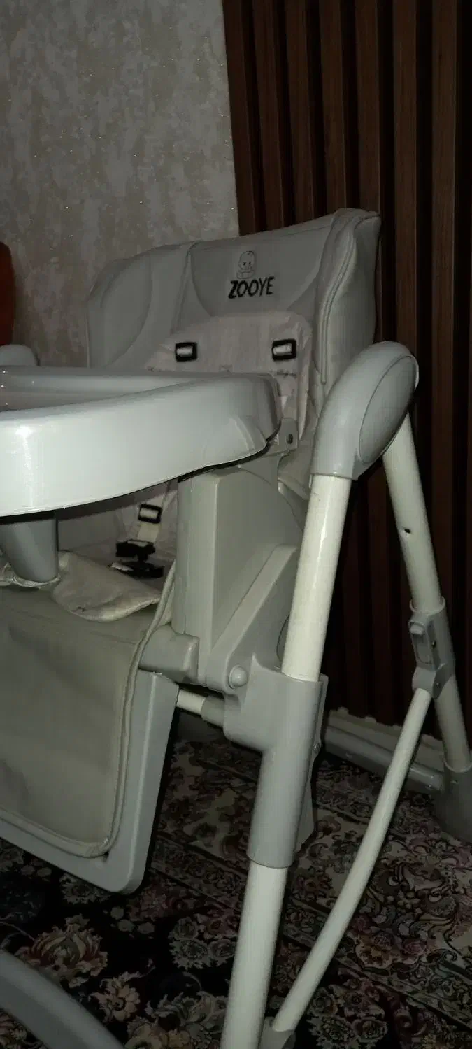 صندلی غذا زویی|تخت و صندلی بچه|قرچک, زیبا شهر|دیوار