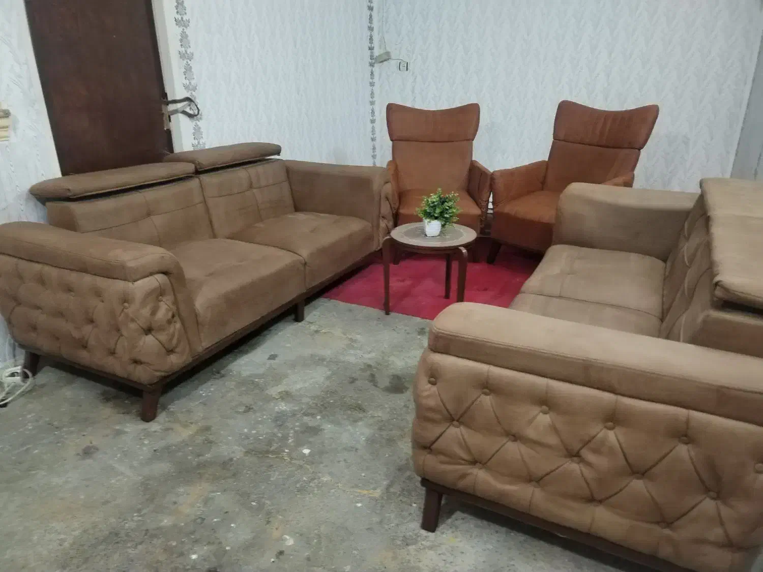 مبل چستر|مبلمان خانگی و میز عسلی|مشهد, خواجه ربیع|دیوار