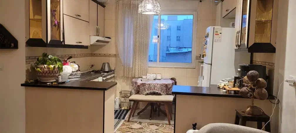 ۶۳ متر یک خوابه چهار راه استقلال