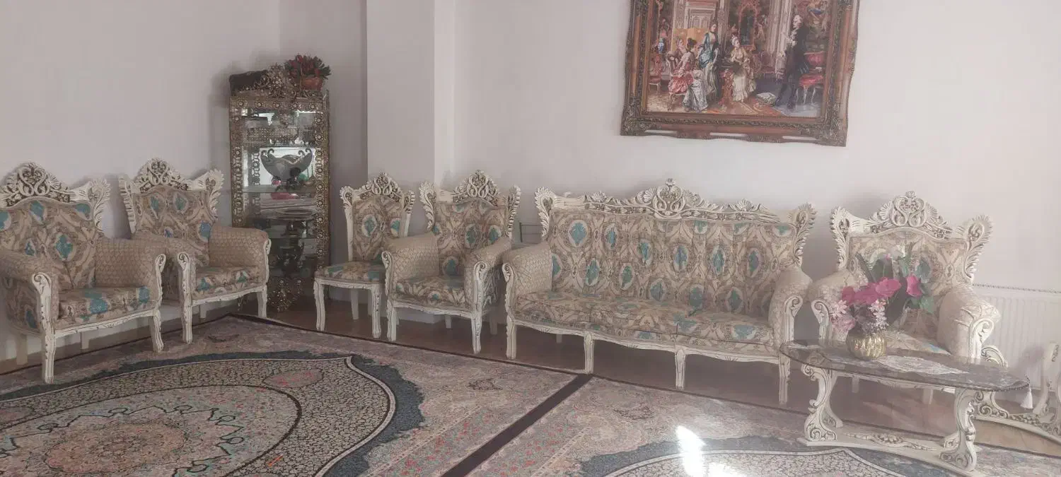 مبل سلطنتی درحدنوبدون ایراد.فروش فوری|مبلمان خانگی و میز عسلی|اردبیل, |دیوار