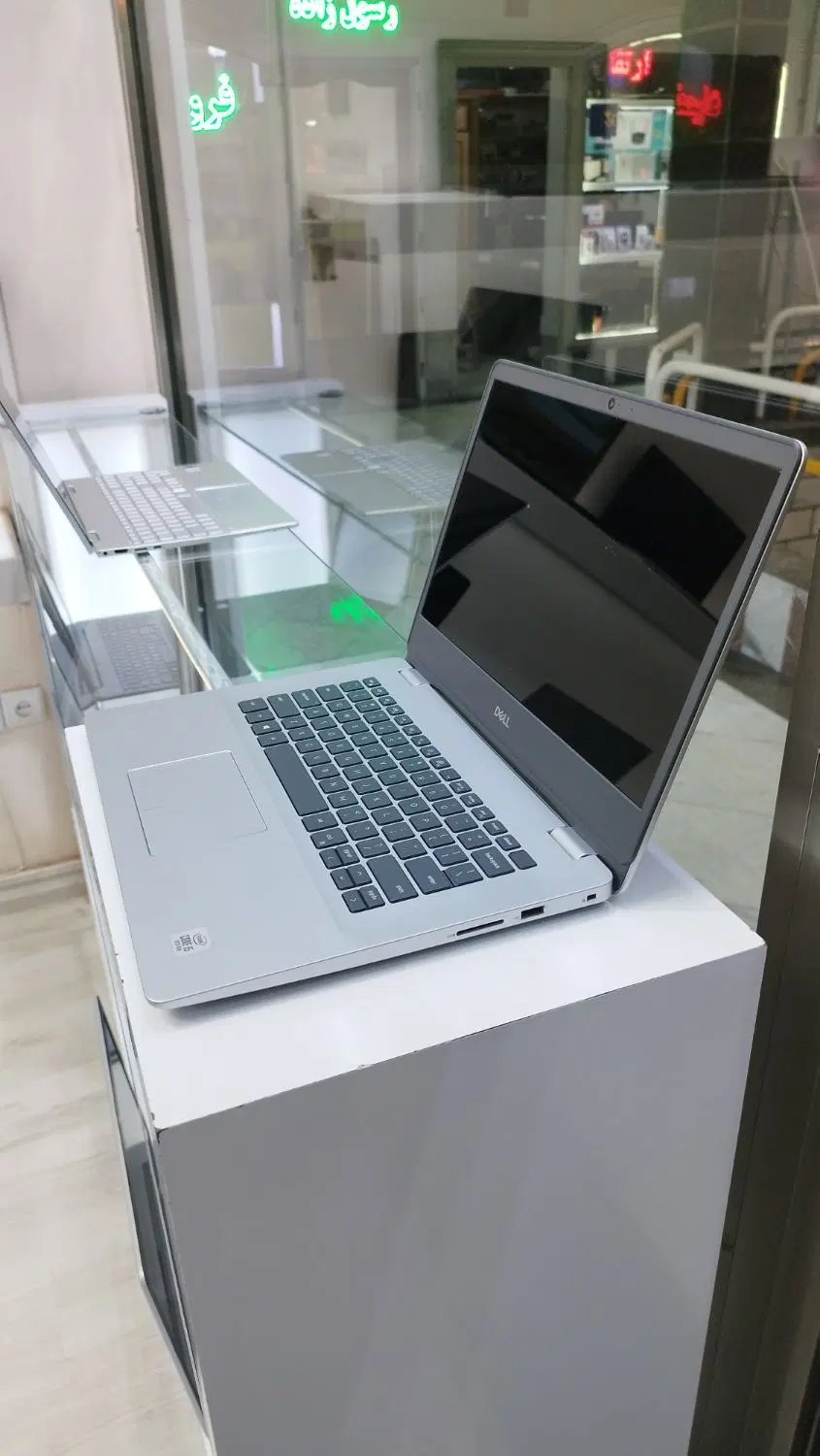 لپتاپ بسیار خوش دست و سبک dell نسل ده|رایانه همراه|تبریز, |دیوار