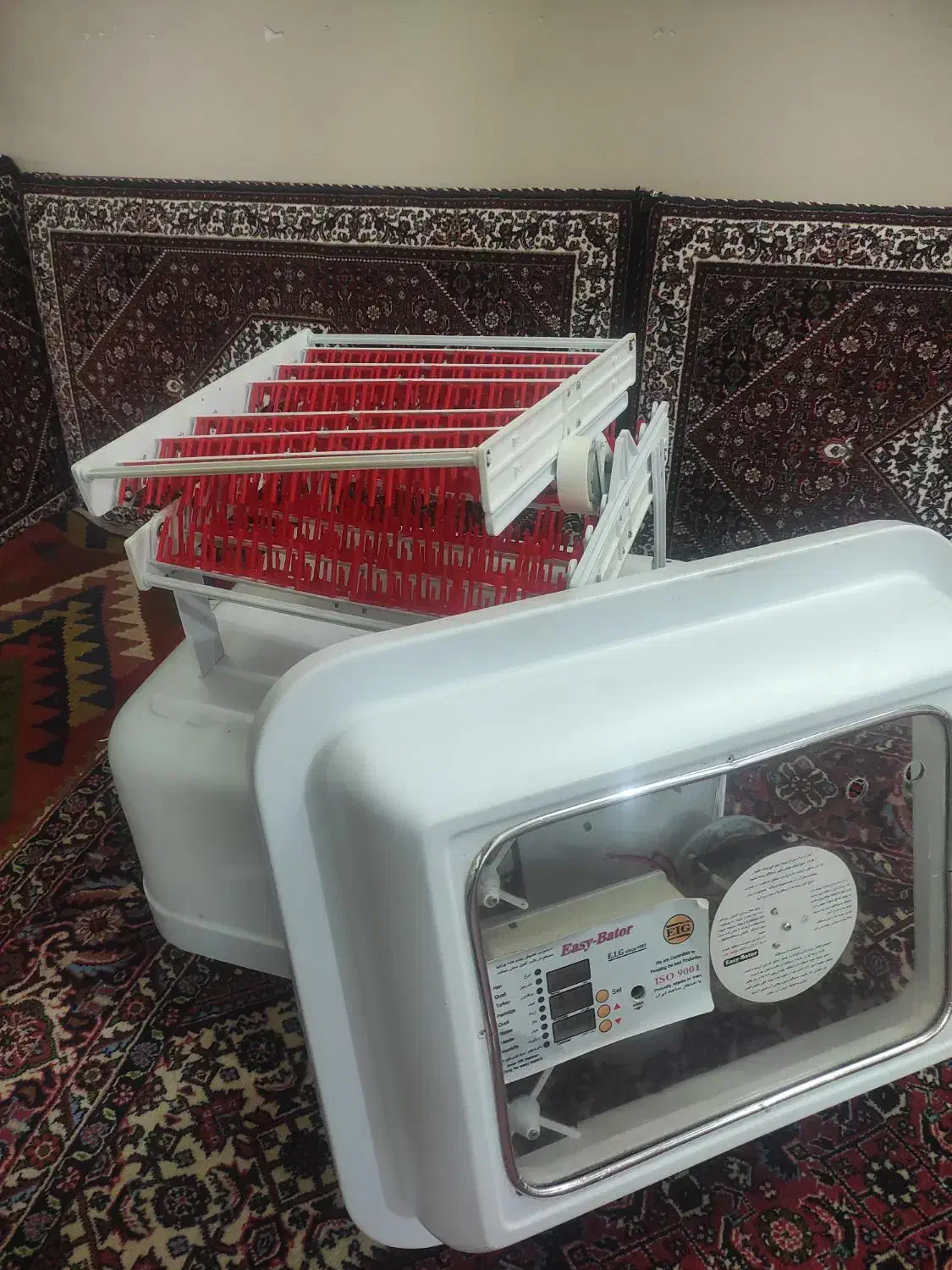 دستگاه جوجه کشی ایزی باتور۲|لوازم جانبی حیوانات|زنجان, |دیوار