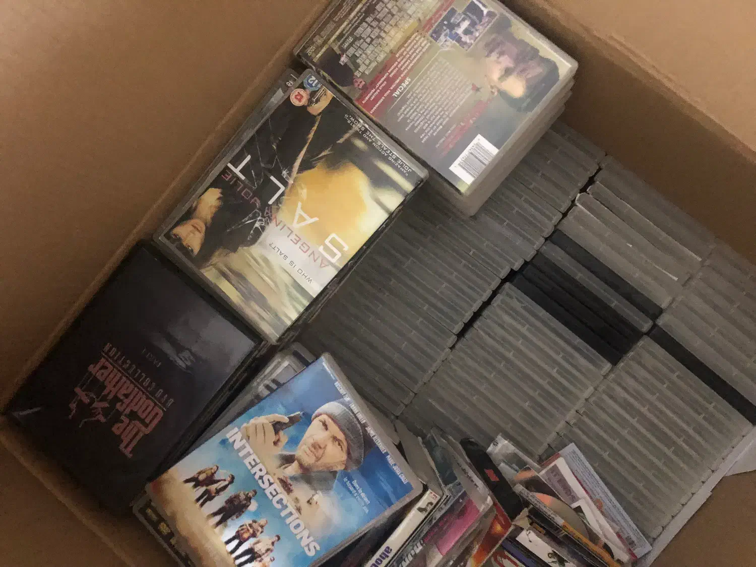 تعدادی سی دی|فیلم و موسیقی|شیراز, نیایش|دیوار