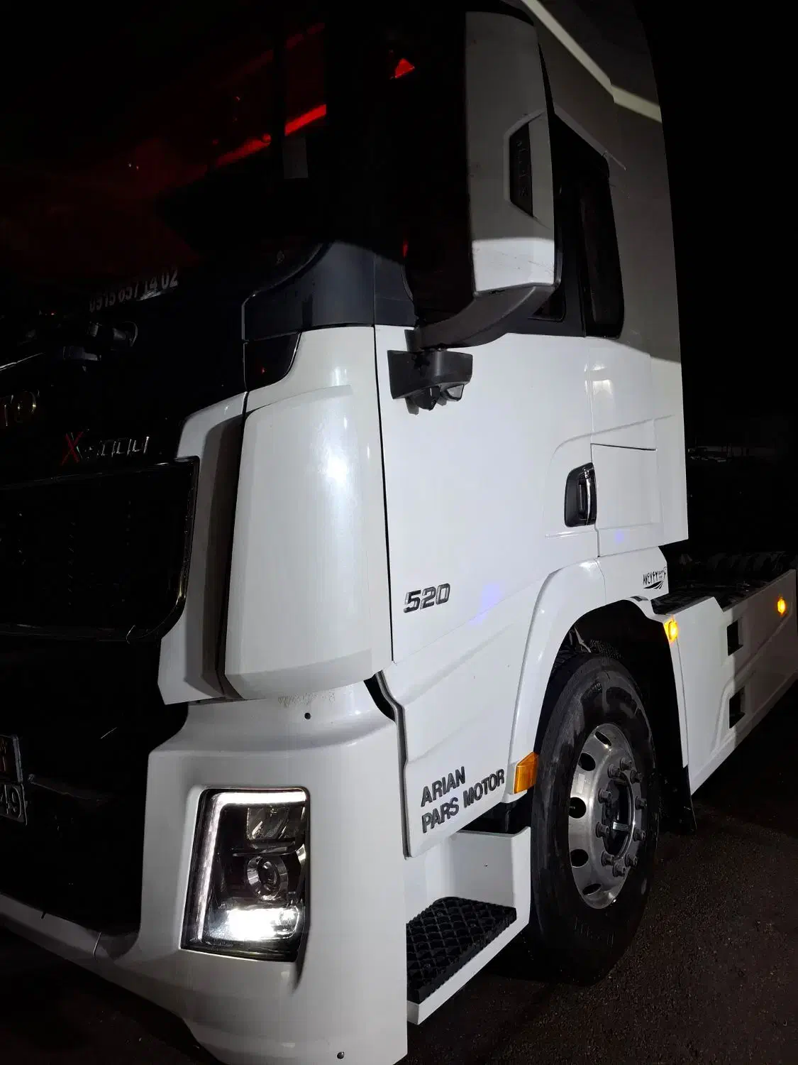 کشنده شاکمن  شکمتو 520 اتومات درحد صفر|خودرو سنگین|مشهد, تبادکان|دیوار