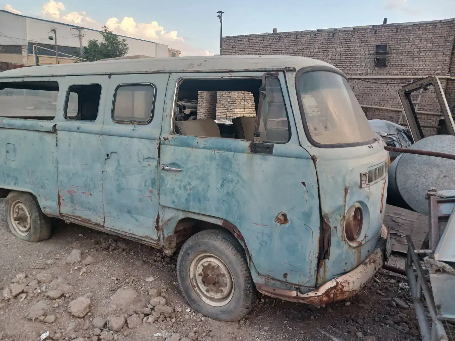 فولکس جهت بازسازی برای کافه قهوه یا کافه فست فود|خودرو سواری و وانت|اصفهان, خانه اصفهان|دیوار