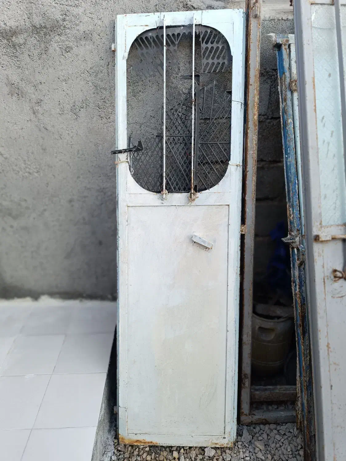 درب حیاط و درب اتاق|مصالح و تجهیزات ساختمان|علامرودشت, |دیوار