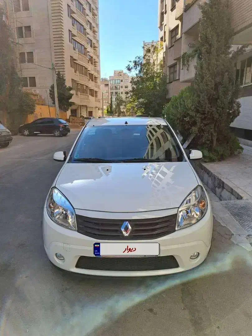 ساندرو اتومات ۹۵ فابریک تک برگ سند|خودرو سواری و وانت|شیراز, معالیآباد|دیوار