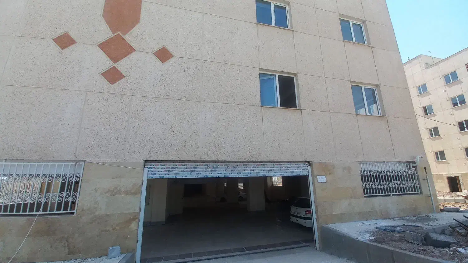 فروش/ آپارتمان تحویلی و قابل سکونت/ جدید ساز|فروش آپارتمان|رباطکریم, رباطکریم|دیوار