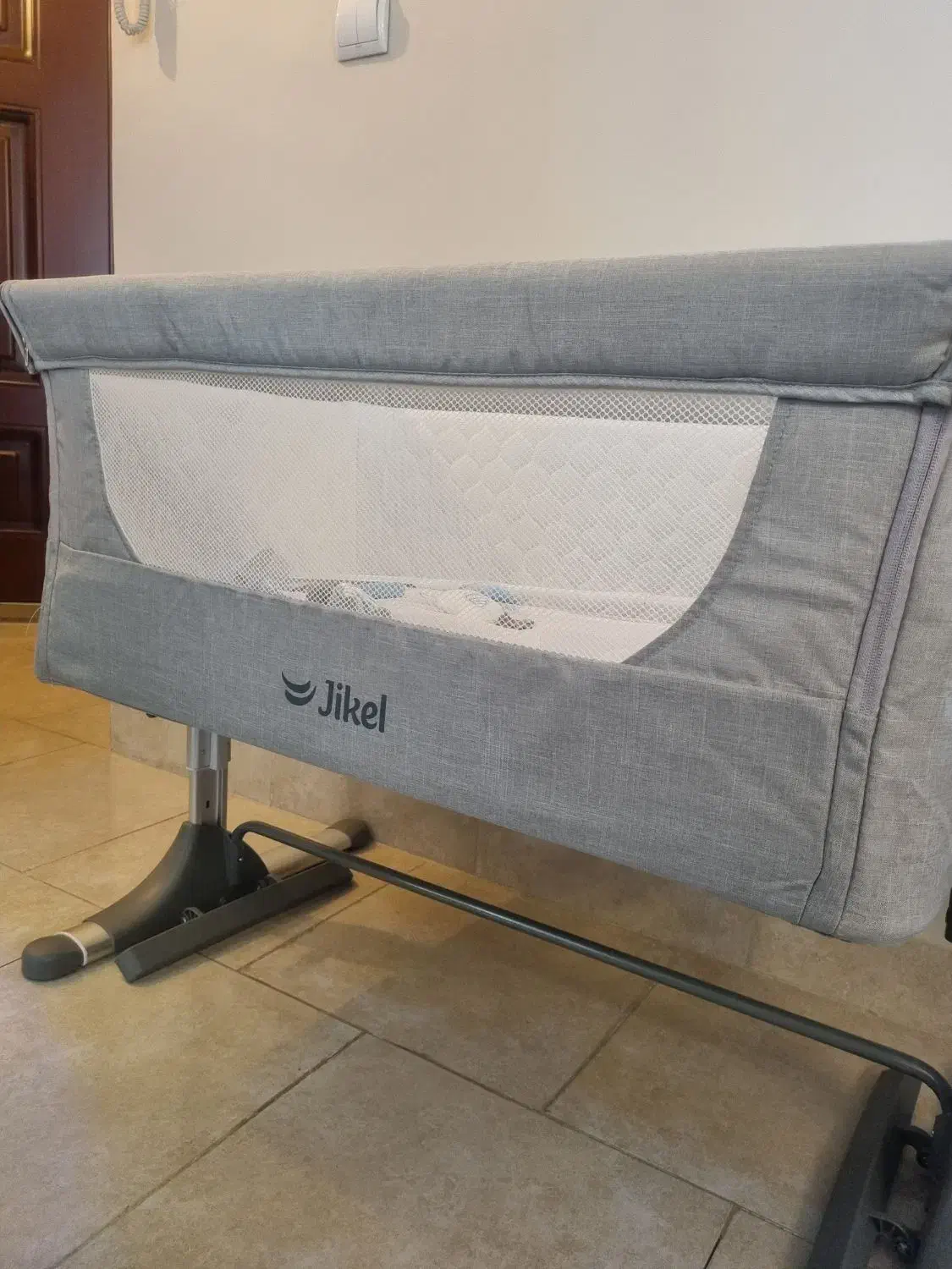 تخت کنار مادر،صندلی غذا،حمل کودک|تخت و صندلی بچه|هشتگرد, هشتگرد قدیم|دیوار