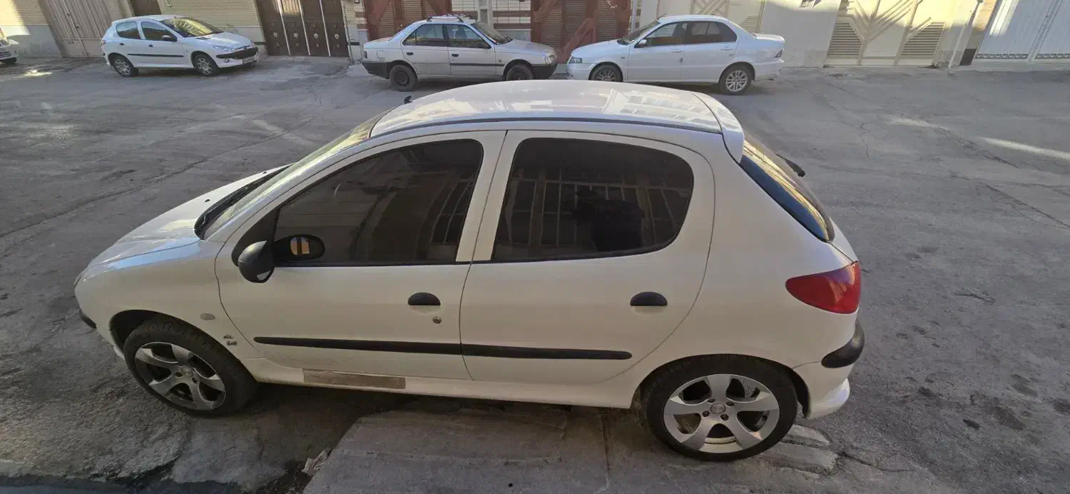 206تیپ 2|خودرو سواری و وانت|شهرکرد, |دیوار