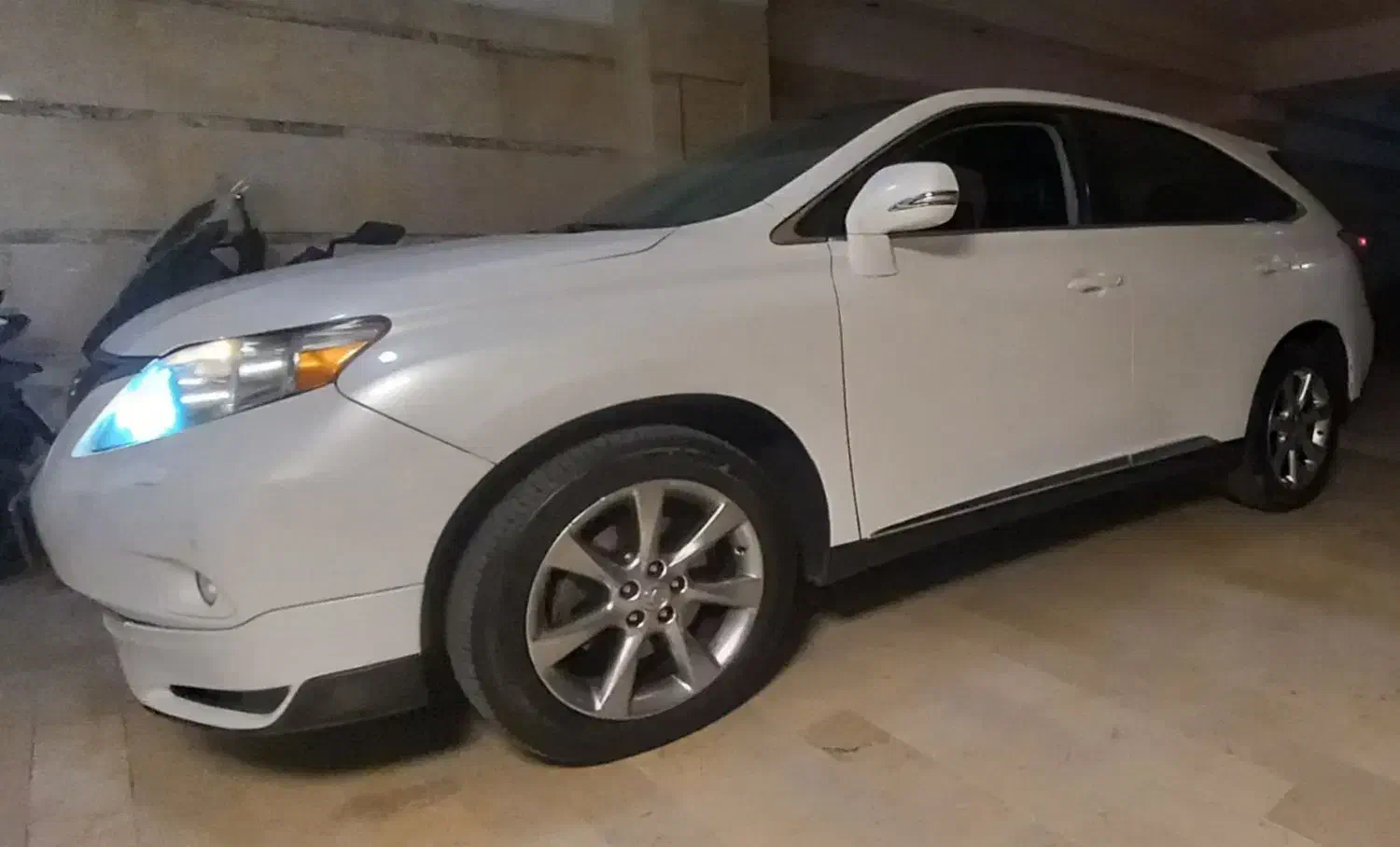 لکسوس RX350 مدل ۲۰۱۰ سفید|خودرو سواری و وانت|تهران, اختیاریه|دیوار