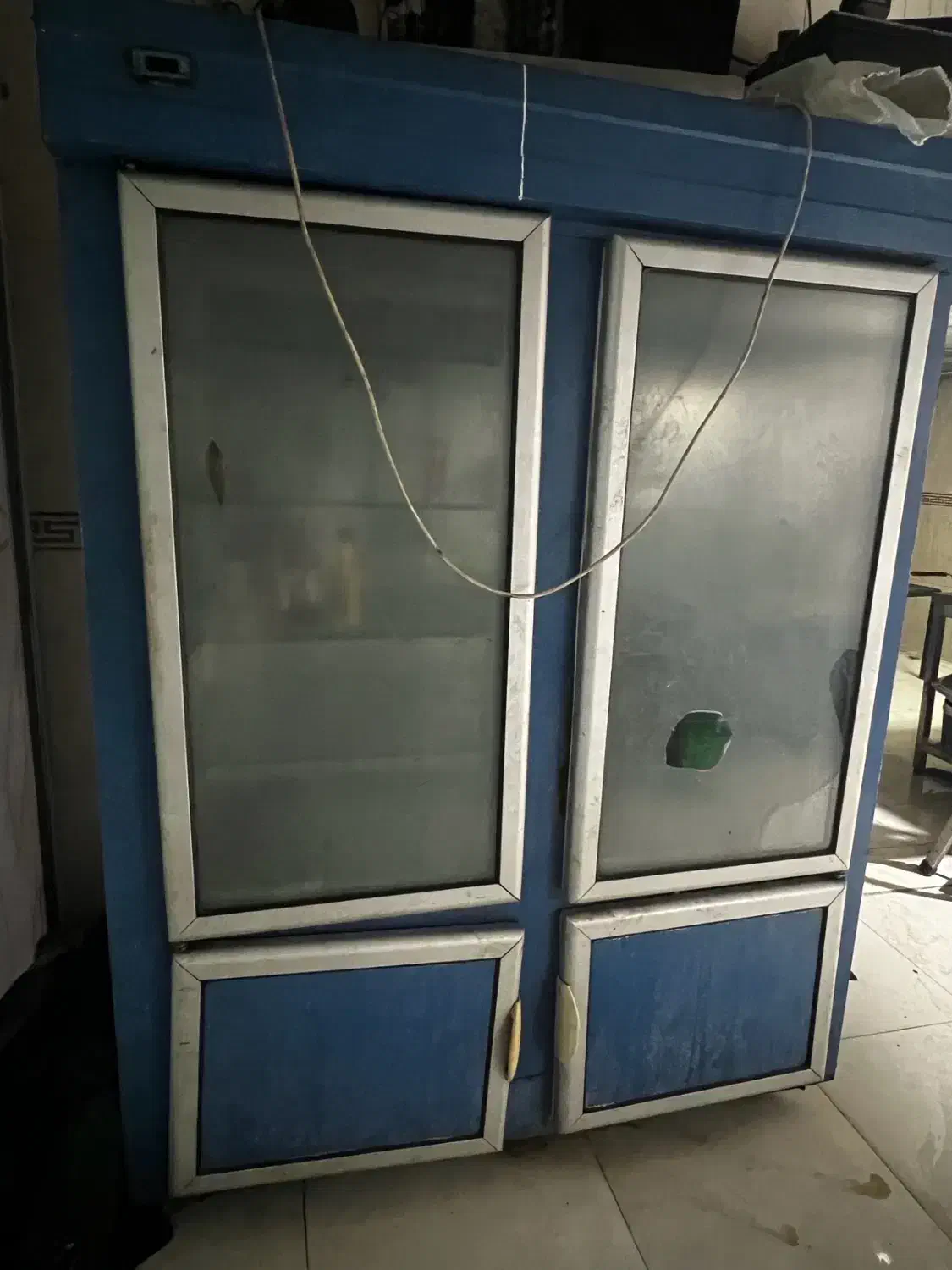 یخچال کبابی|کافی‌شاپ و رستوران|کیش, |دیوار