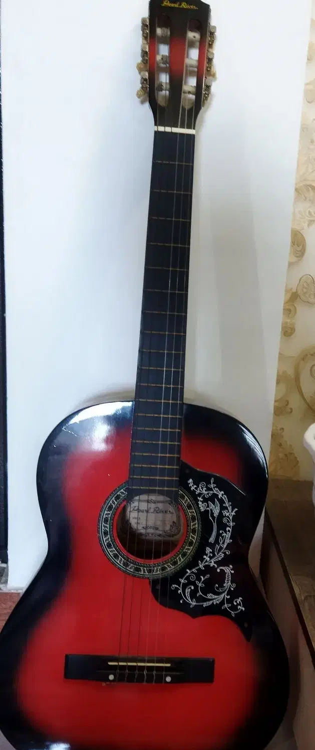 گیتار کار کرده تمیز و سالم|گیتار، بیس، امپلیفایر|علی‌آباد کتول, |دیوار