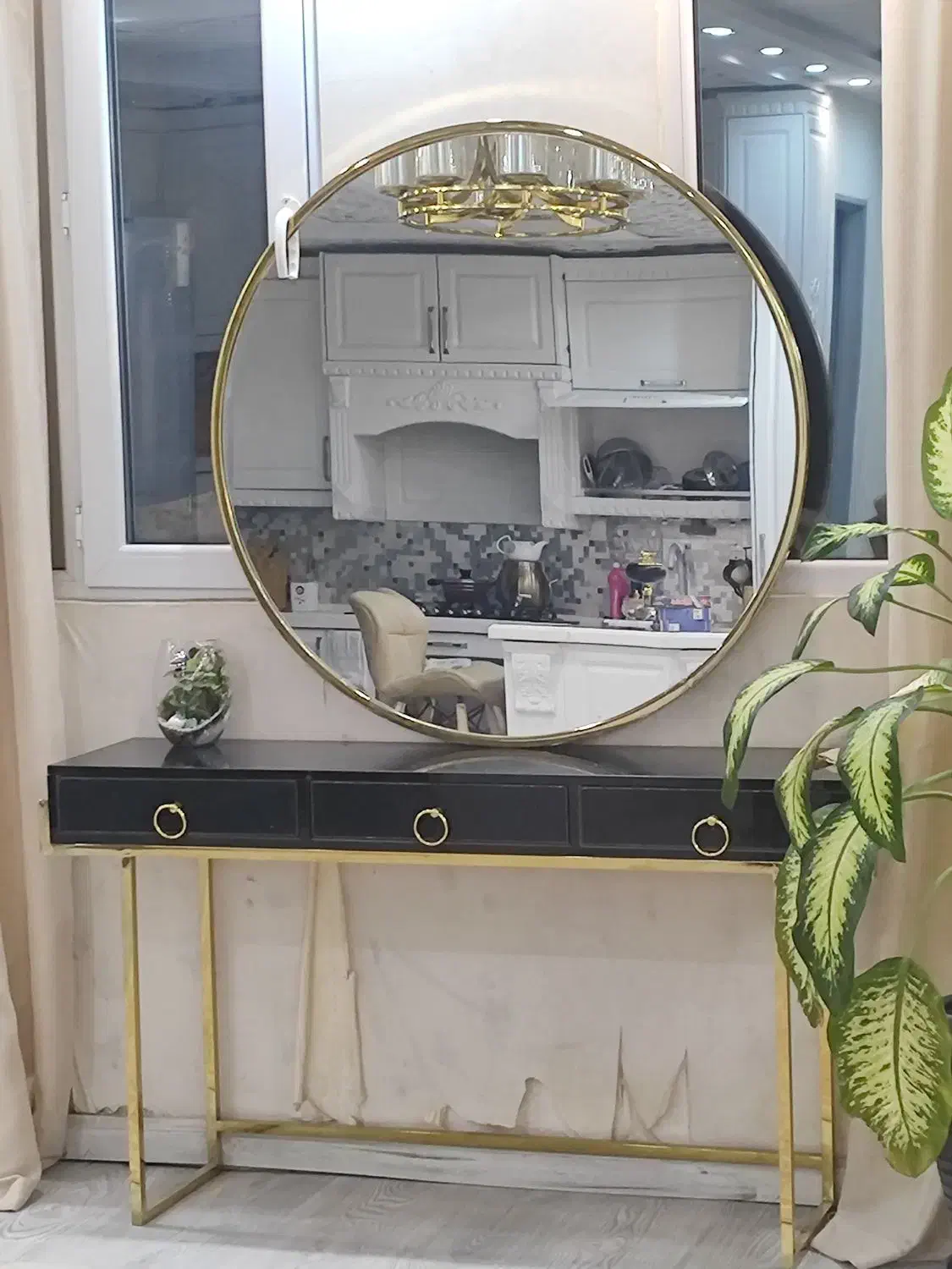 کنسول میز تی وی لوستر|بوفه، ویترین، کنسول|صباشهر, |دیوار