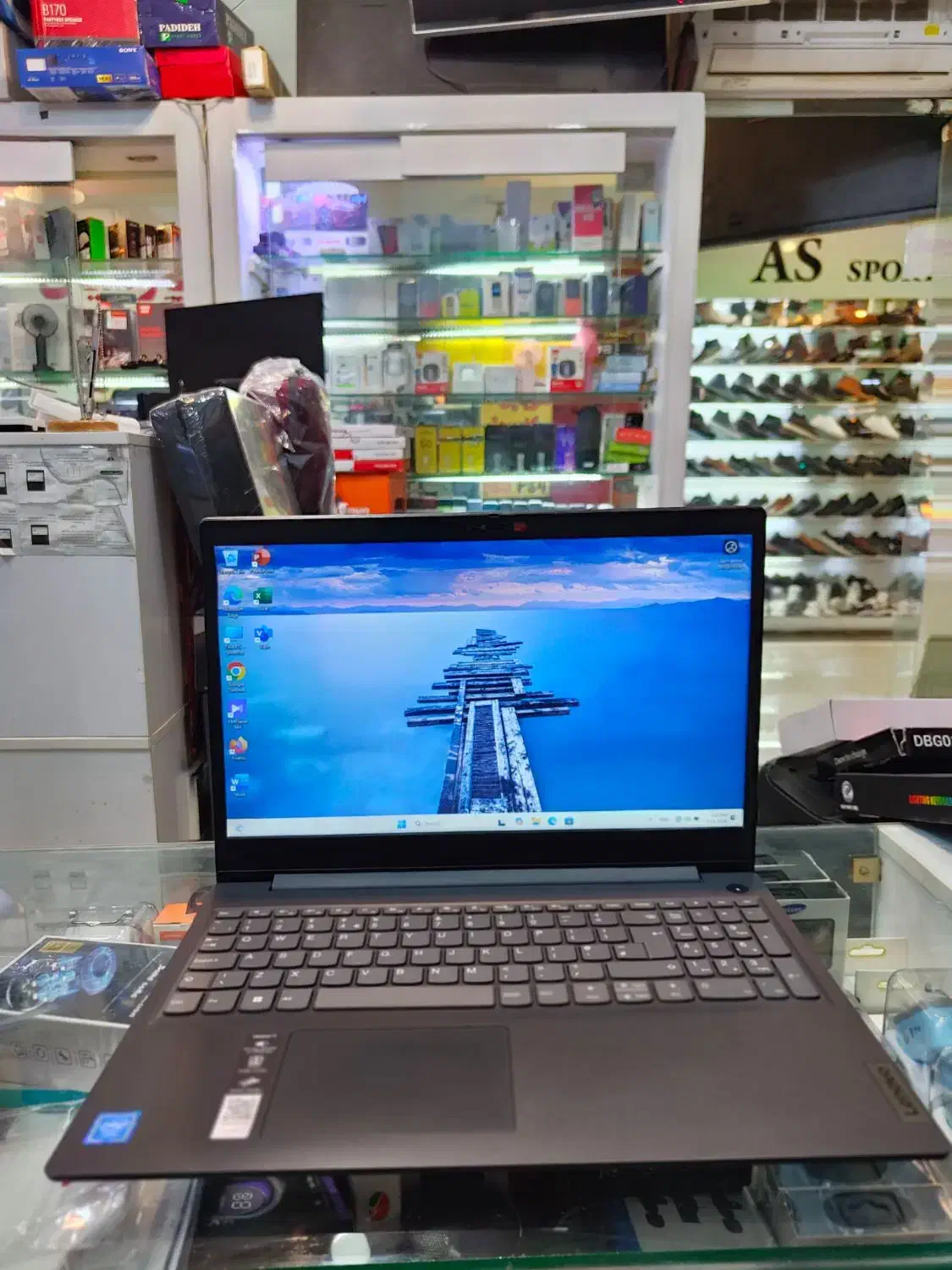 لپ تاپ دانشجویی و ترید برند Lenovo ideapad|رایانه همراه|تهران, پونک|دیوار