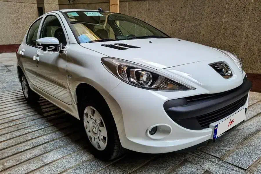 ۲۰۷ دنده ای سقف فلز فول|خودرو سواری و وانت|قزوین, |دیوار