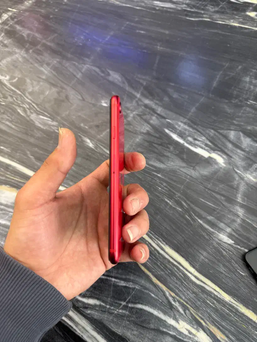 iphone se 2020|موبایل|شیراز, سیلو|دیوار